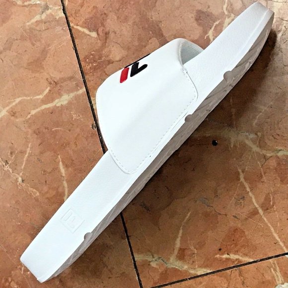 Men’s Fila Drifter White Signature Flip Flops NWT